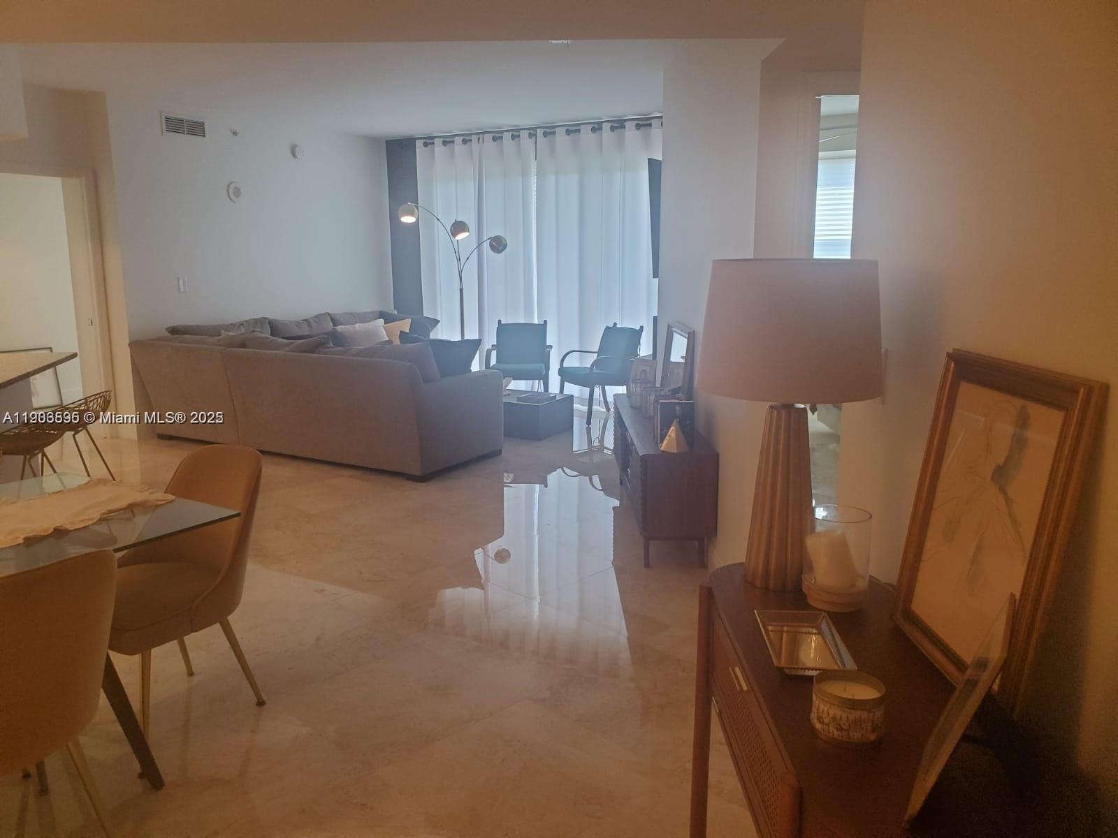 TURNBERRY VILLAGE SO TOWE - Residential Lease