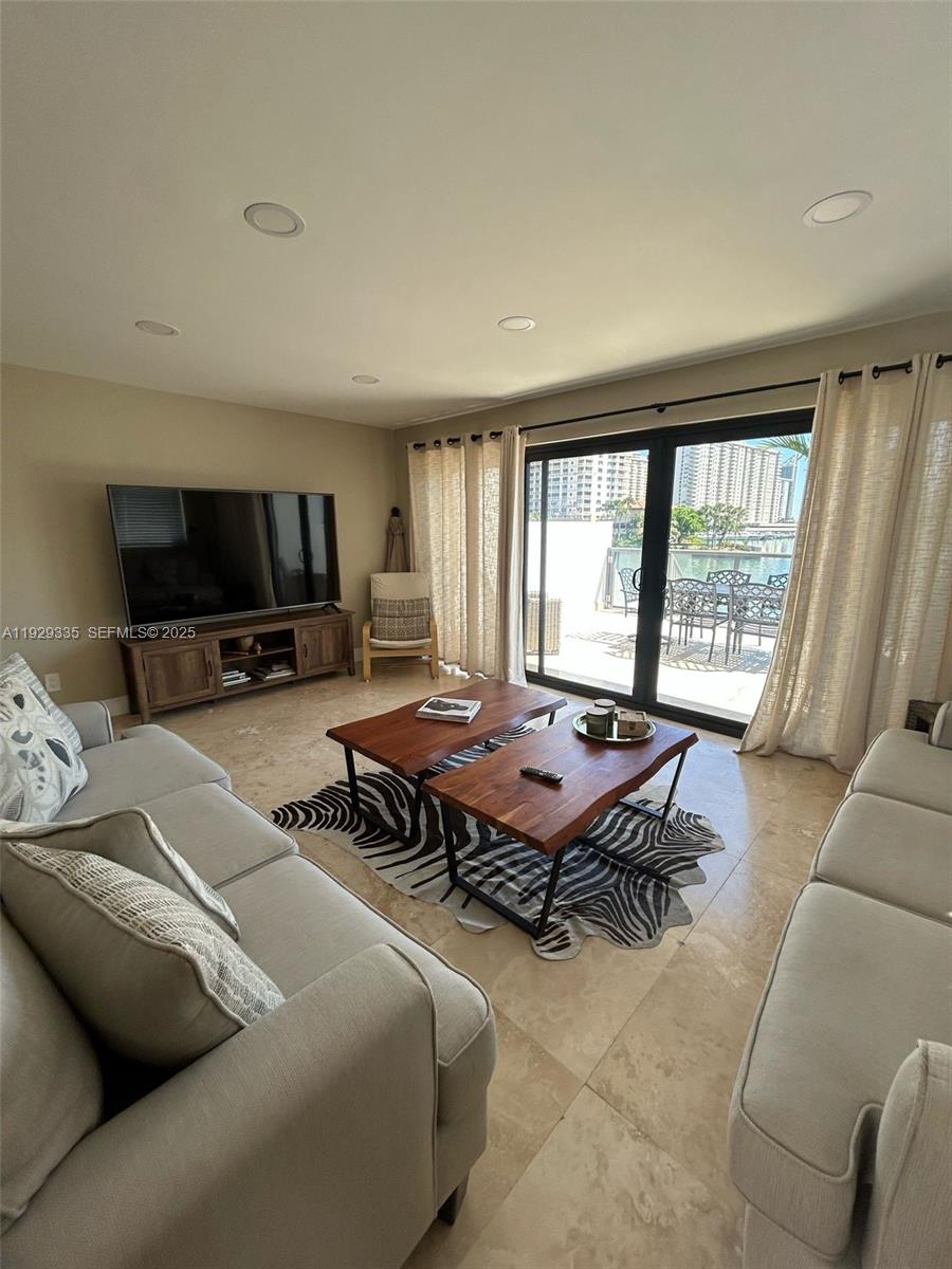 PELICAN LANDING CONDO - Residential