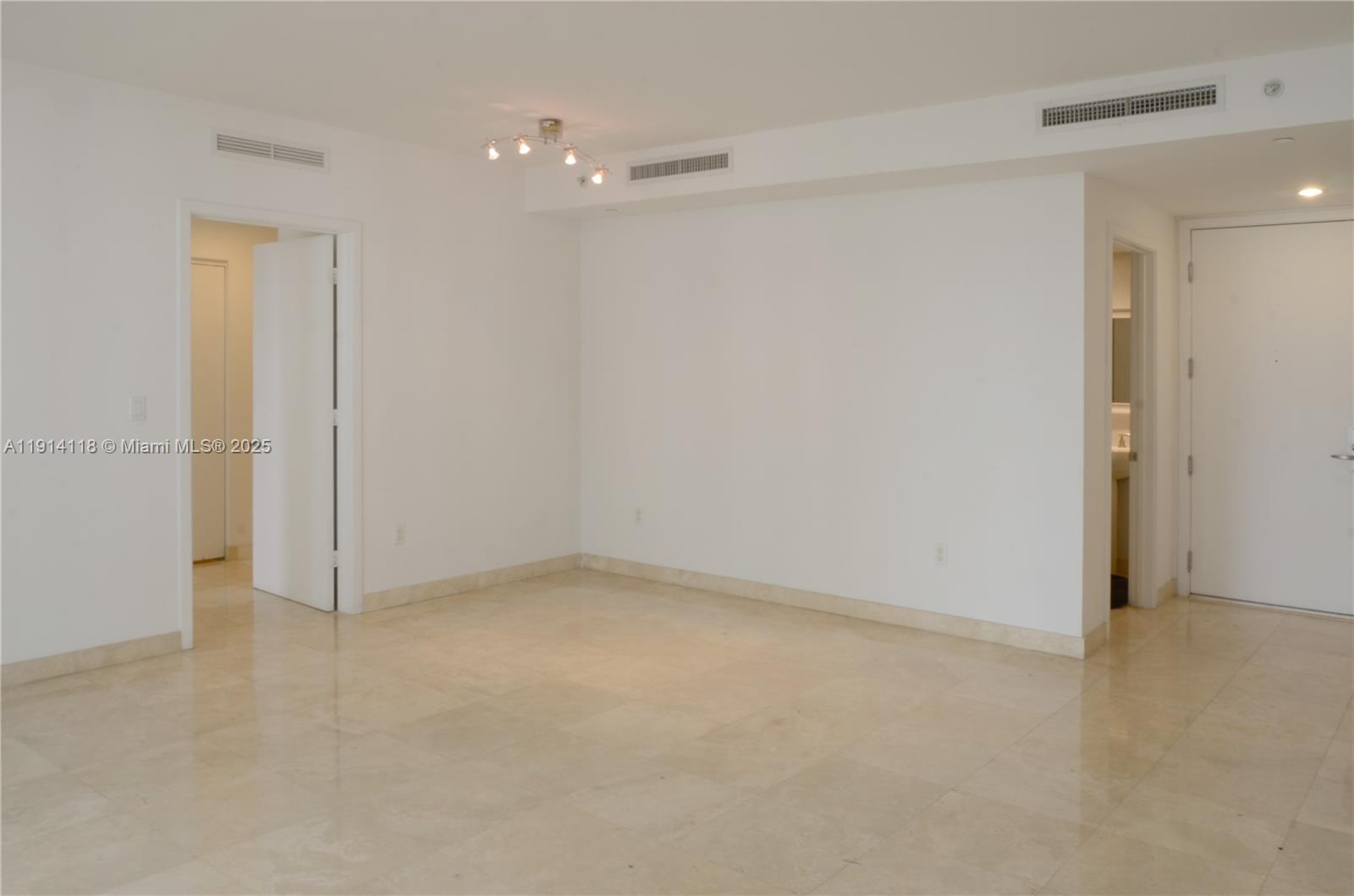 CARBONELL CONDO - Residential Lease