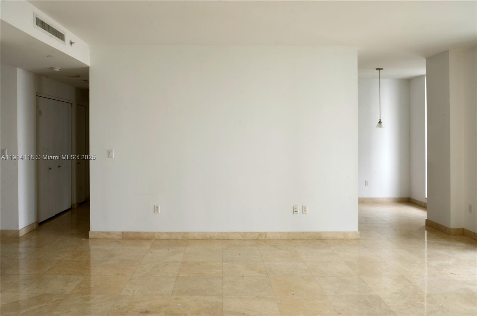 CARBONELL CONDO - Residential Lease