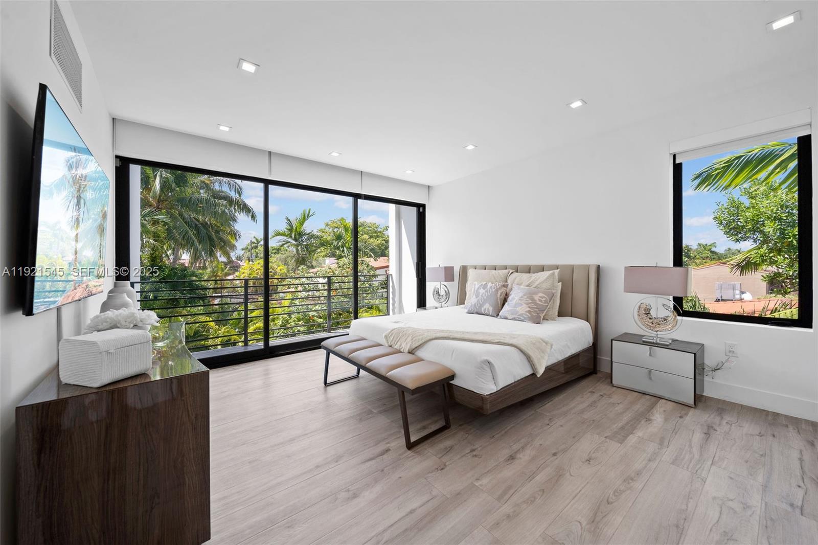 NAUTILUS SUB - Residential