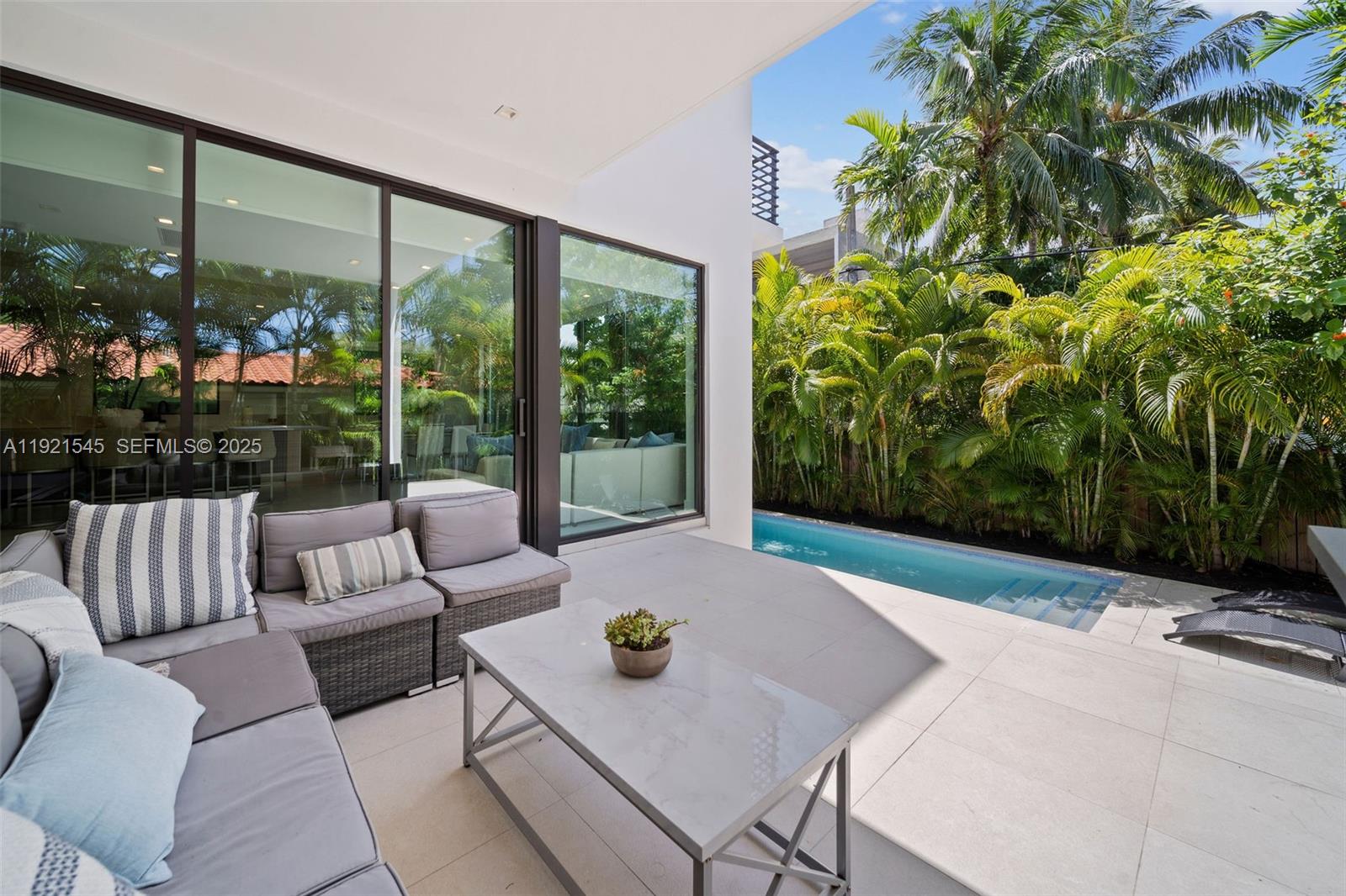 NAUTILUS SUB - Residential