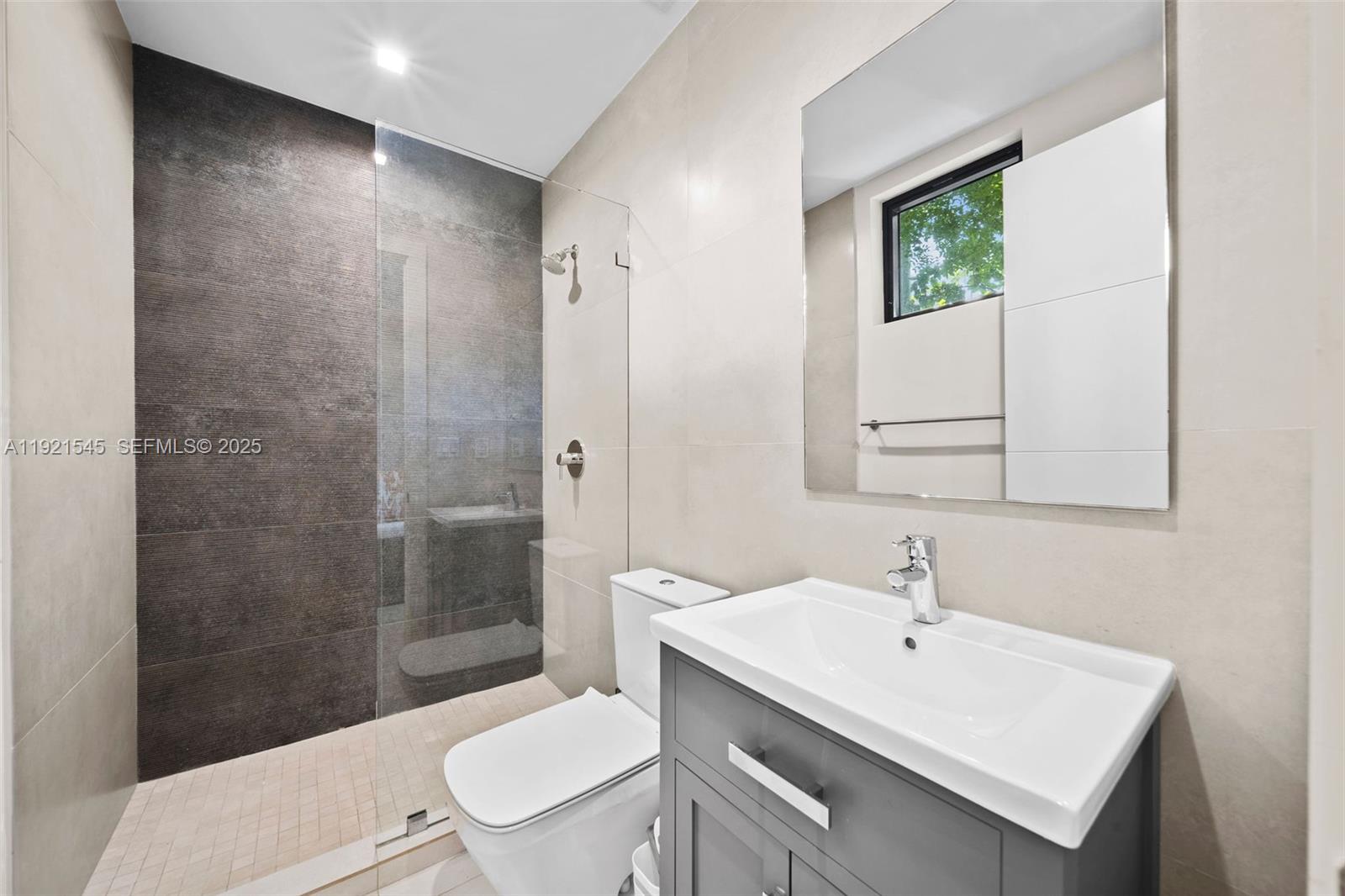 NAUTILUS SUB - Residential