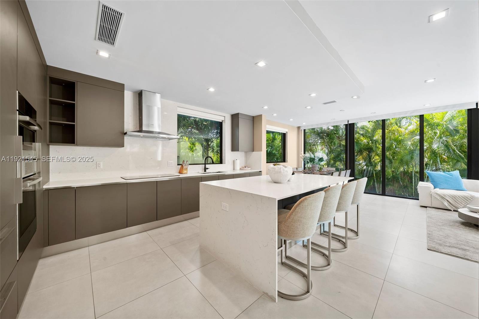 NAUTILUS SUB - Residential