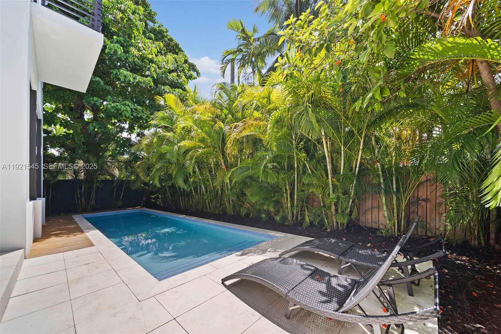 NAUTILUS SUB - Residential