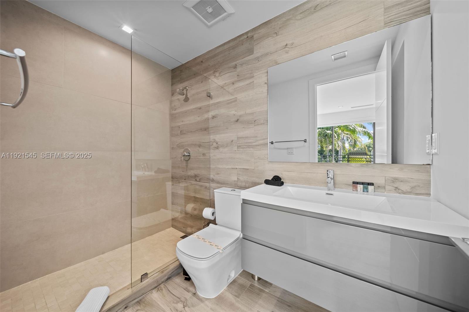 NAUTILUS SUB - Residential