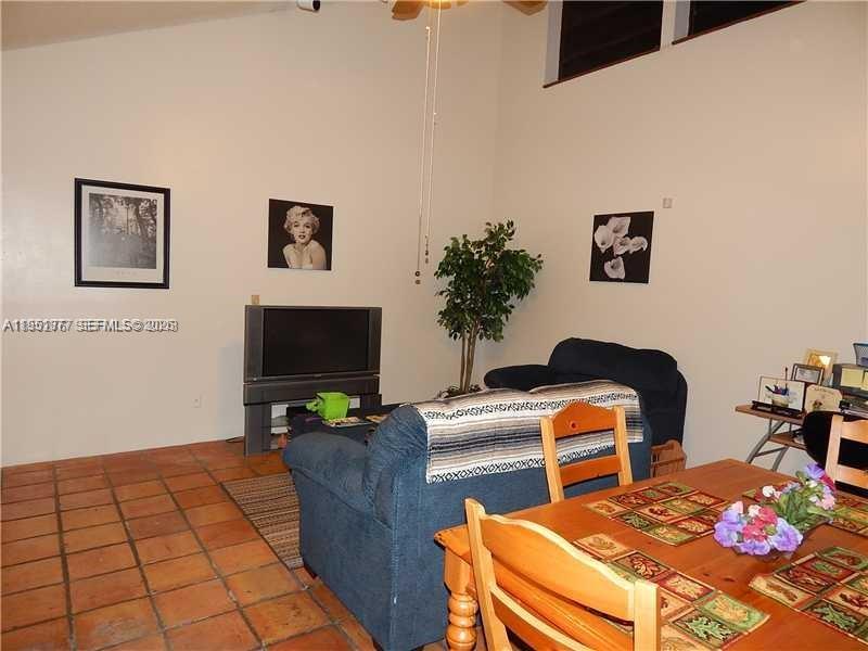 OMEGA VILLAS 2 CONDO - Residential