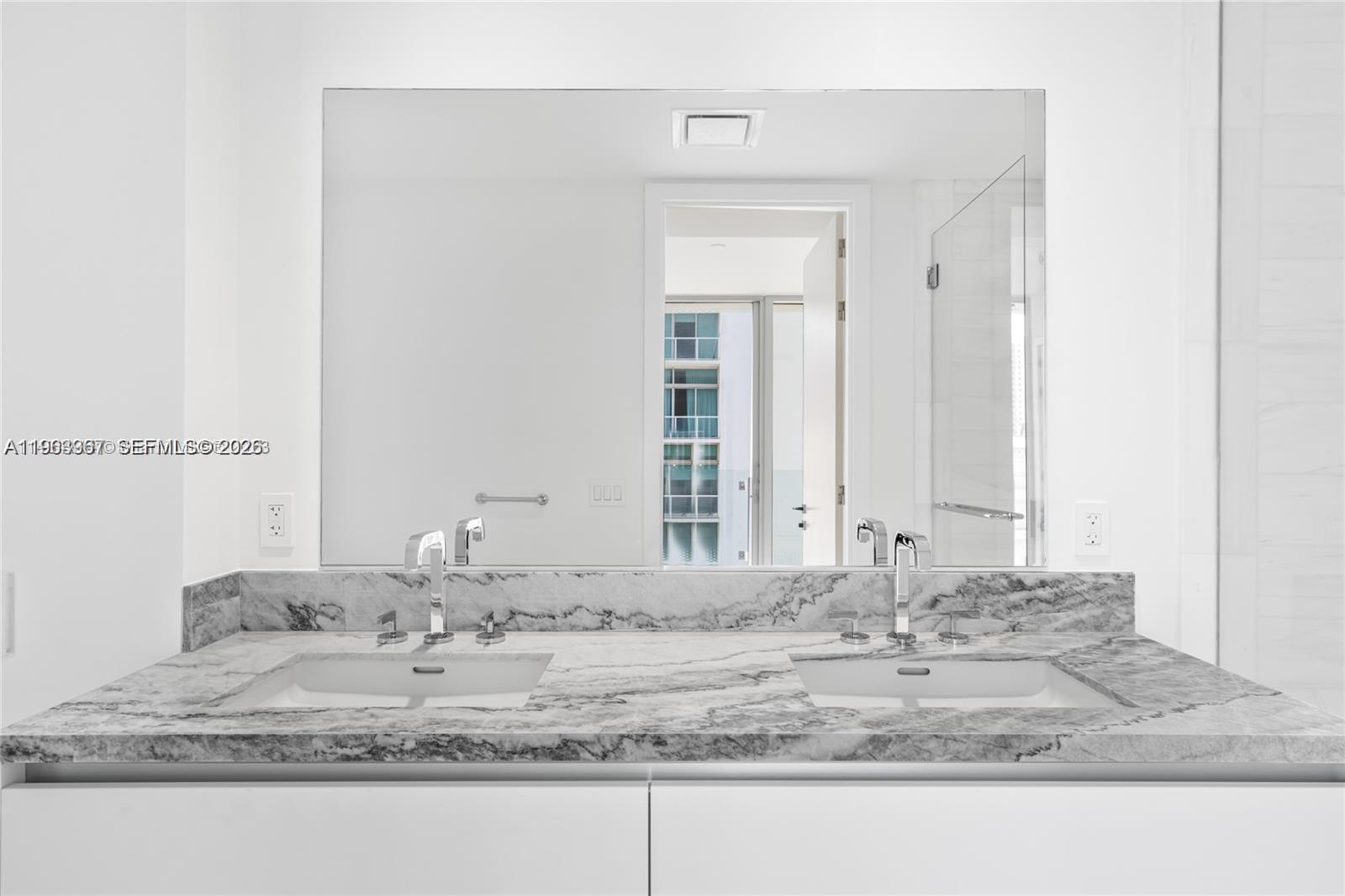 ESCOTTONIA PARK - Residential