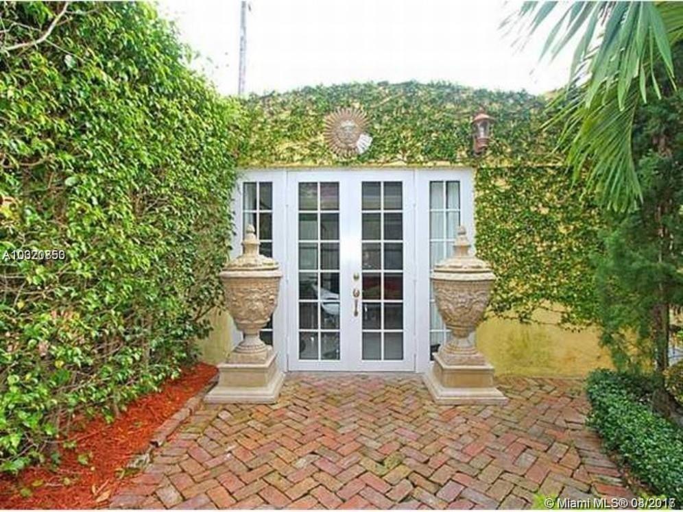 CORAL GABLES SEC B - Residential Lease