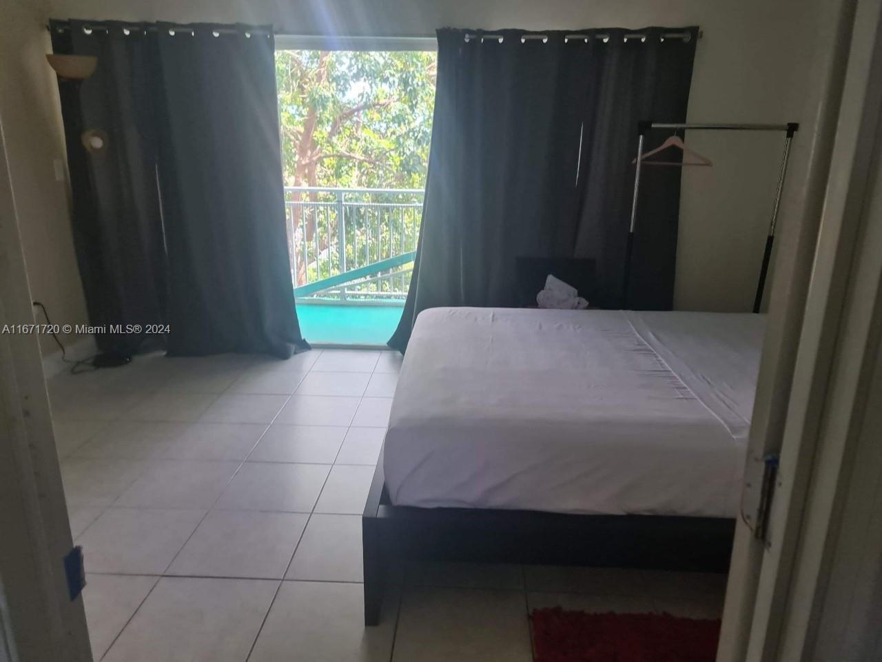 THE BEACH CLUB - Residential