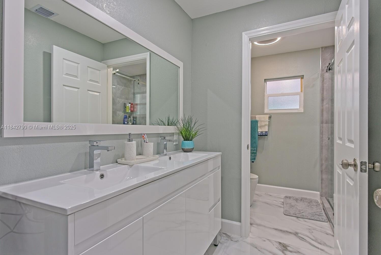 REDLANDS - Residential