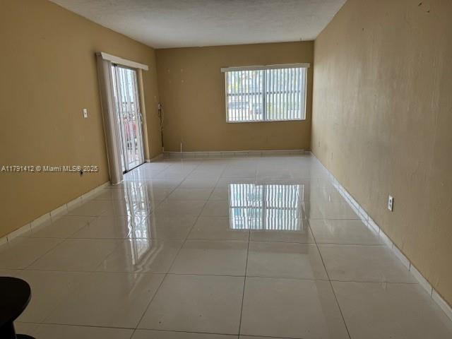 5501 NW 7th St E107