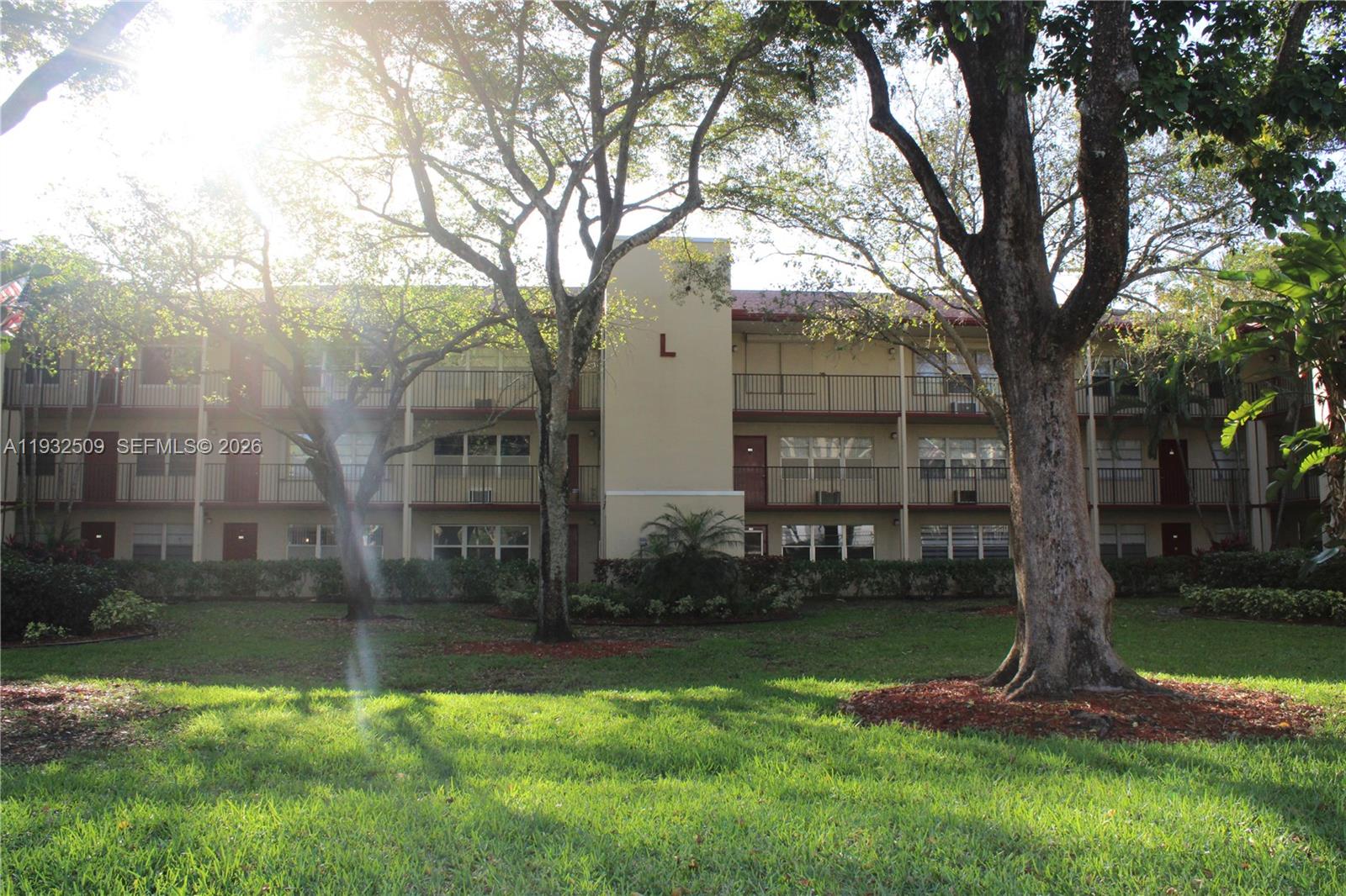 NEW HAMPTON AT CENTURY VI - Residential