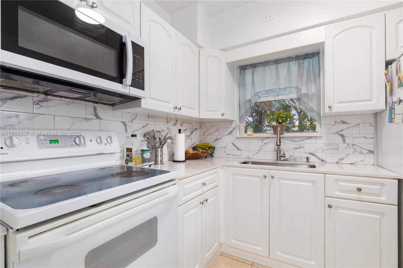 RIVERSIDE FARMS - Residential