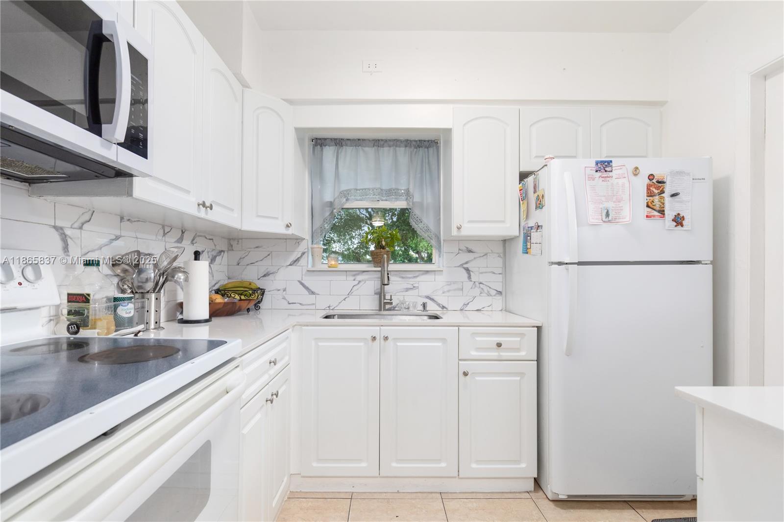 RIVERSIDE FARMS - Residential