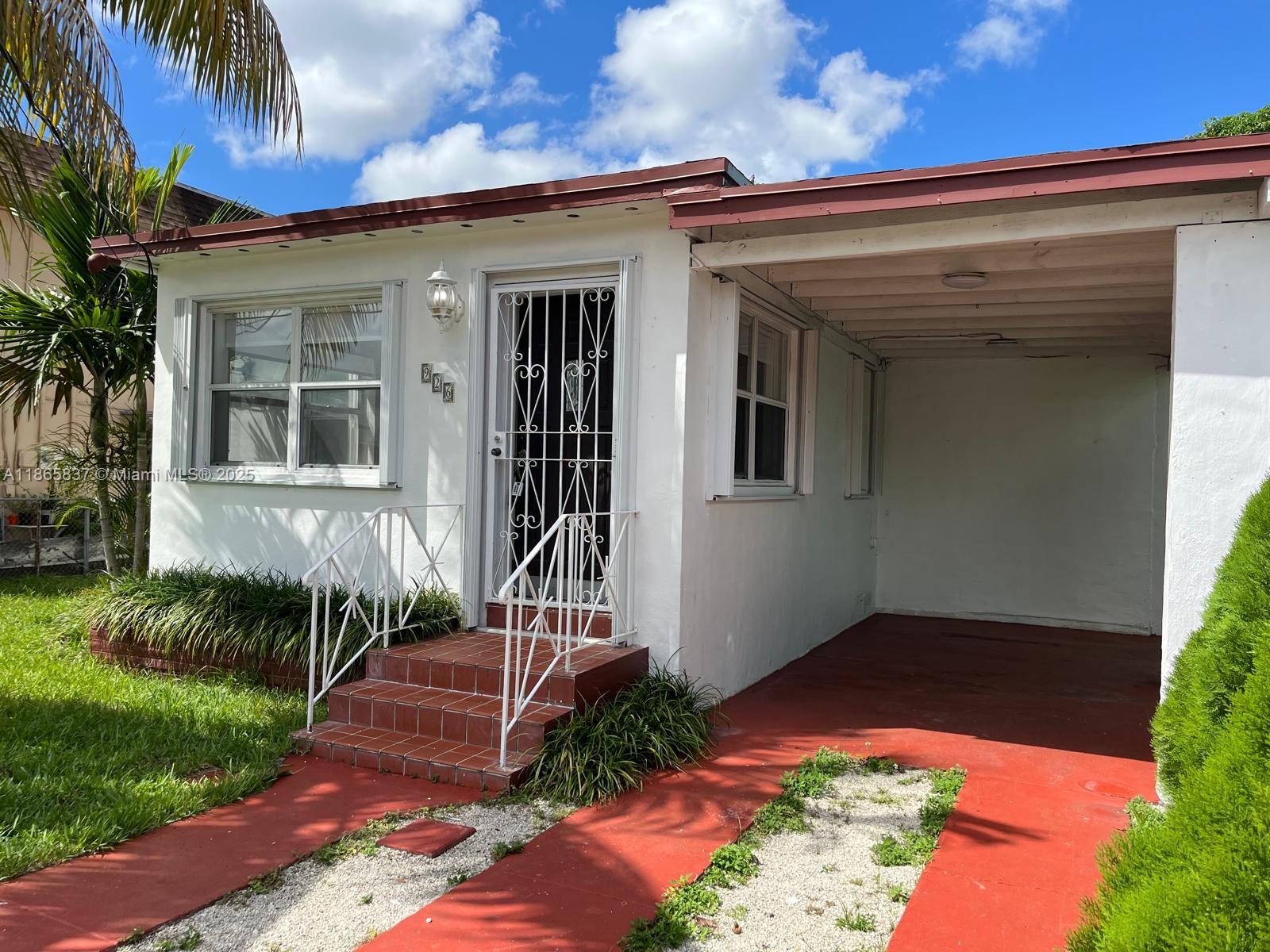 RIVERSIDE FARMS - Residential