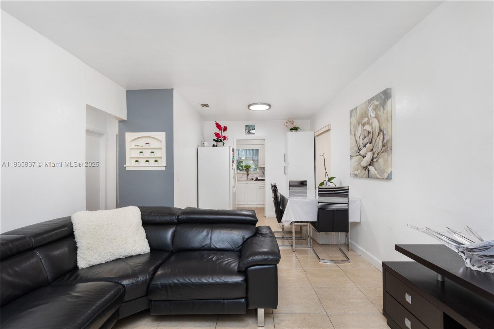 RIVERSIDE FARMS - Residential