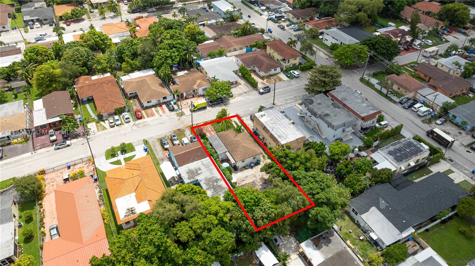 RIVERSIDE FARMS - Residential