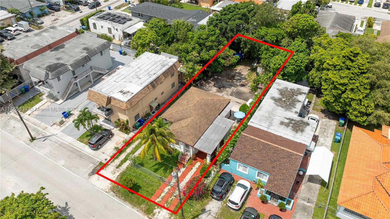 RIVERSIDE FARMS - Residential