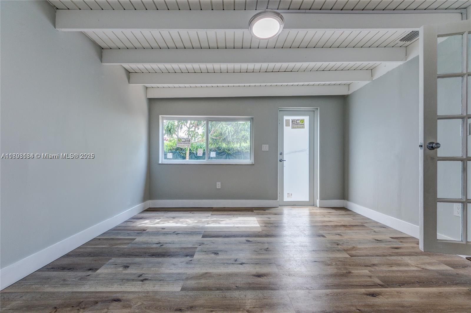 SOUTH VEDADO - Residential Lease