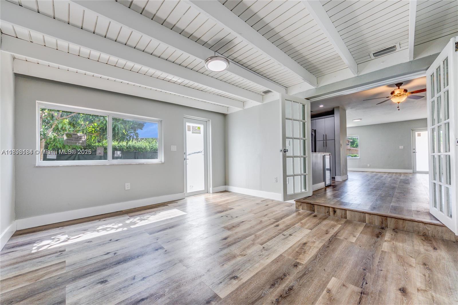 SOUTH VEDADO - Residential Lease