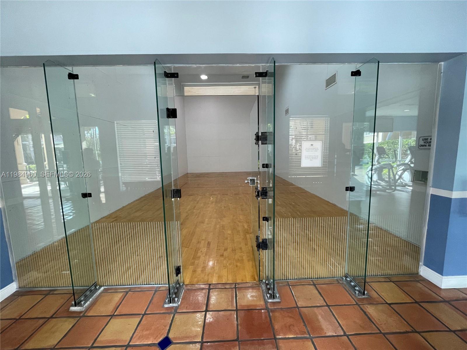 MARQUESA CONDO - Residential Lease