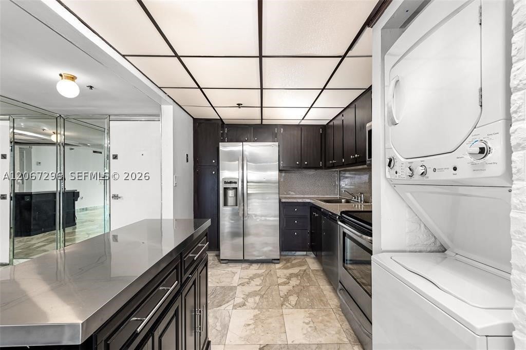 20505 E Country Club Dr 533
