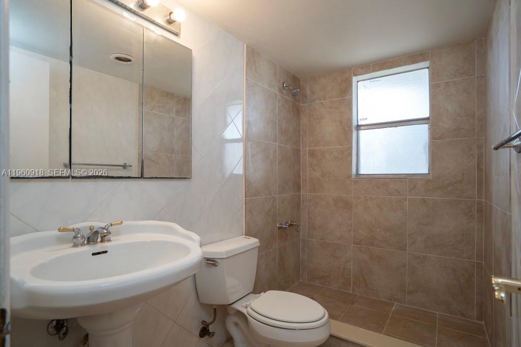 SEQUOIA GARDENS I CONDO - Residential