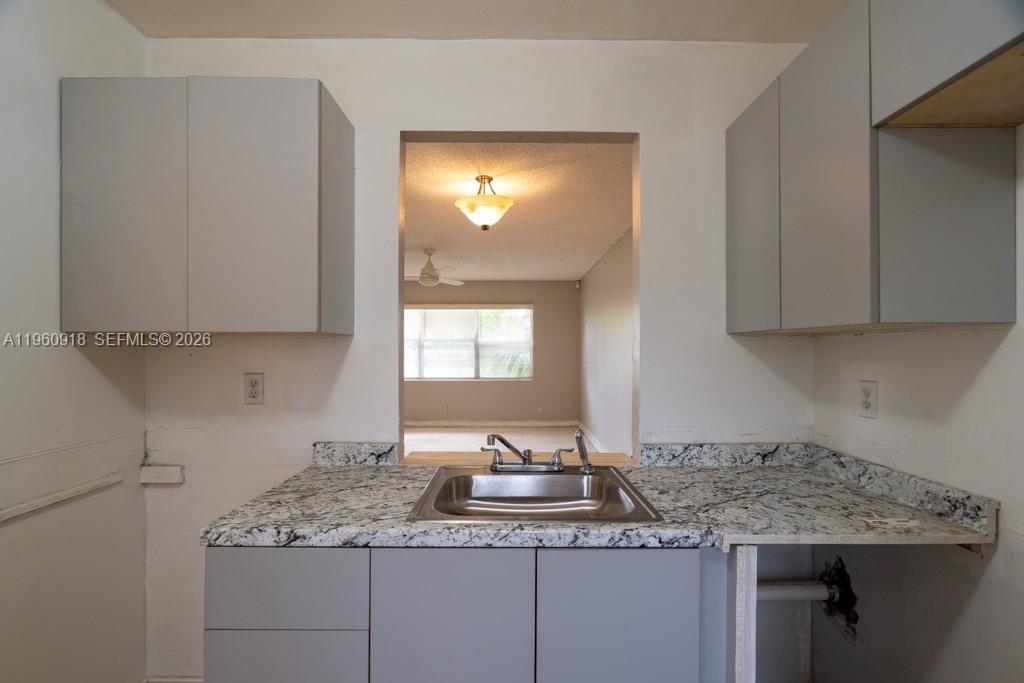 SEQUOIA GARDENS I CONDO - Residential