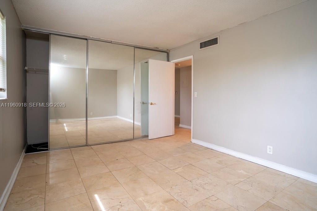 SEQUOIA GARDENS I CONDO - Residential