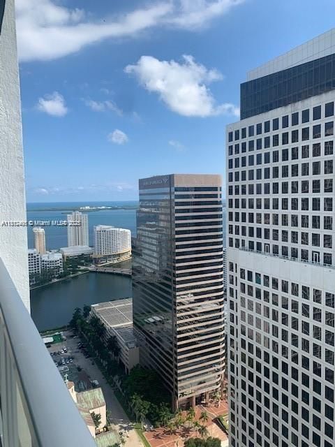 55 SE 6th St 4208 Miami FL 33131