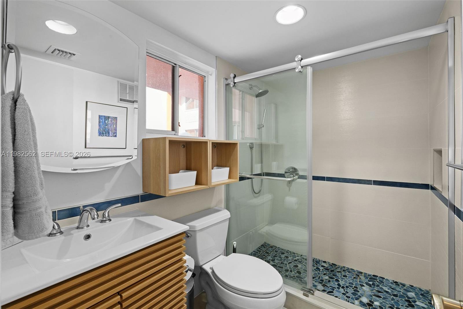 GROVE SQUARE CONDO - Residential Lease