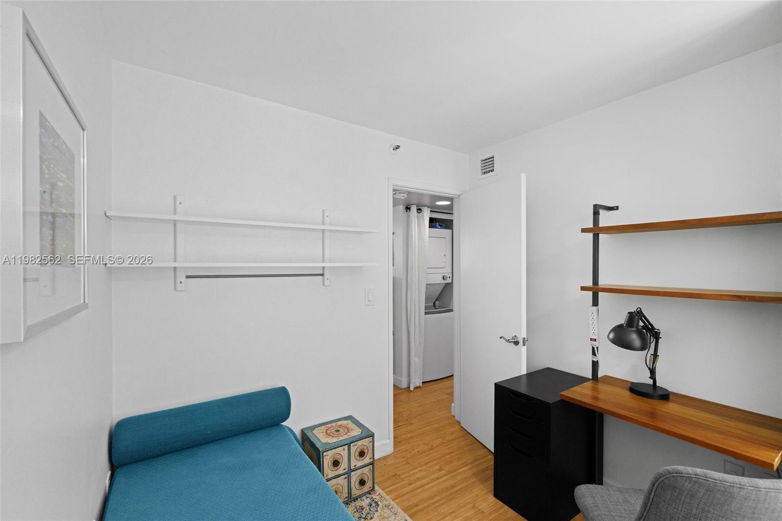 GROVE SQUARE CONDO - Residential Lease