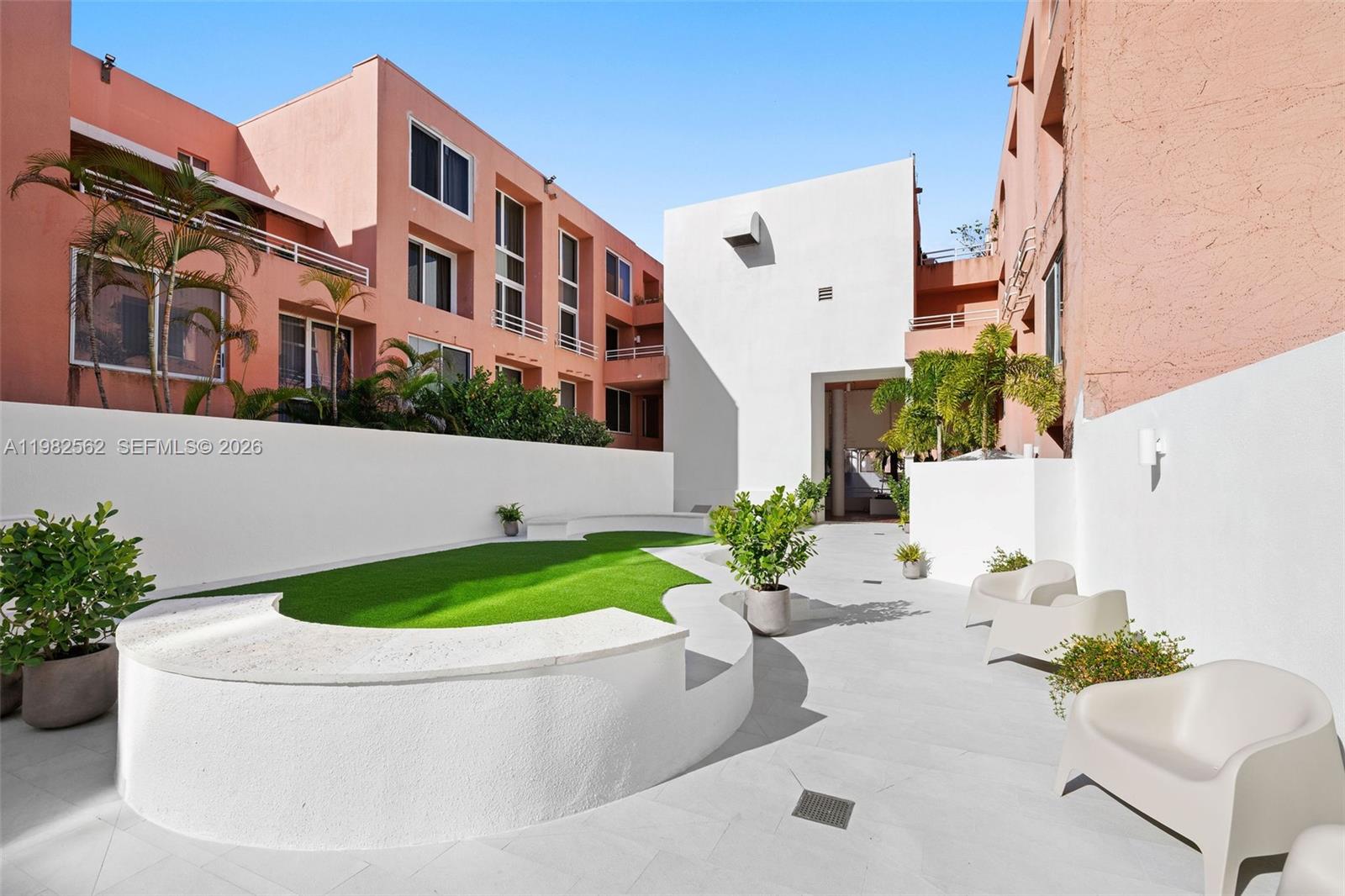 GROVE SQUARE CONDO - Residential Lease