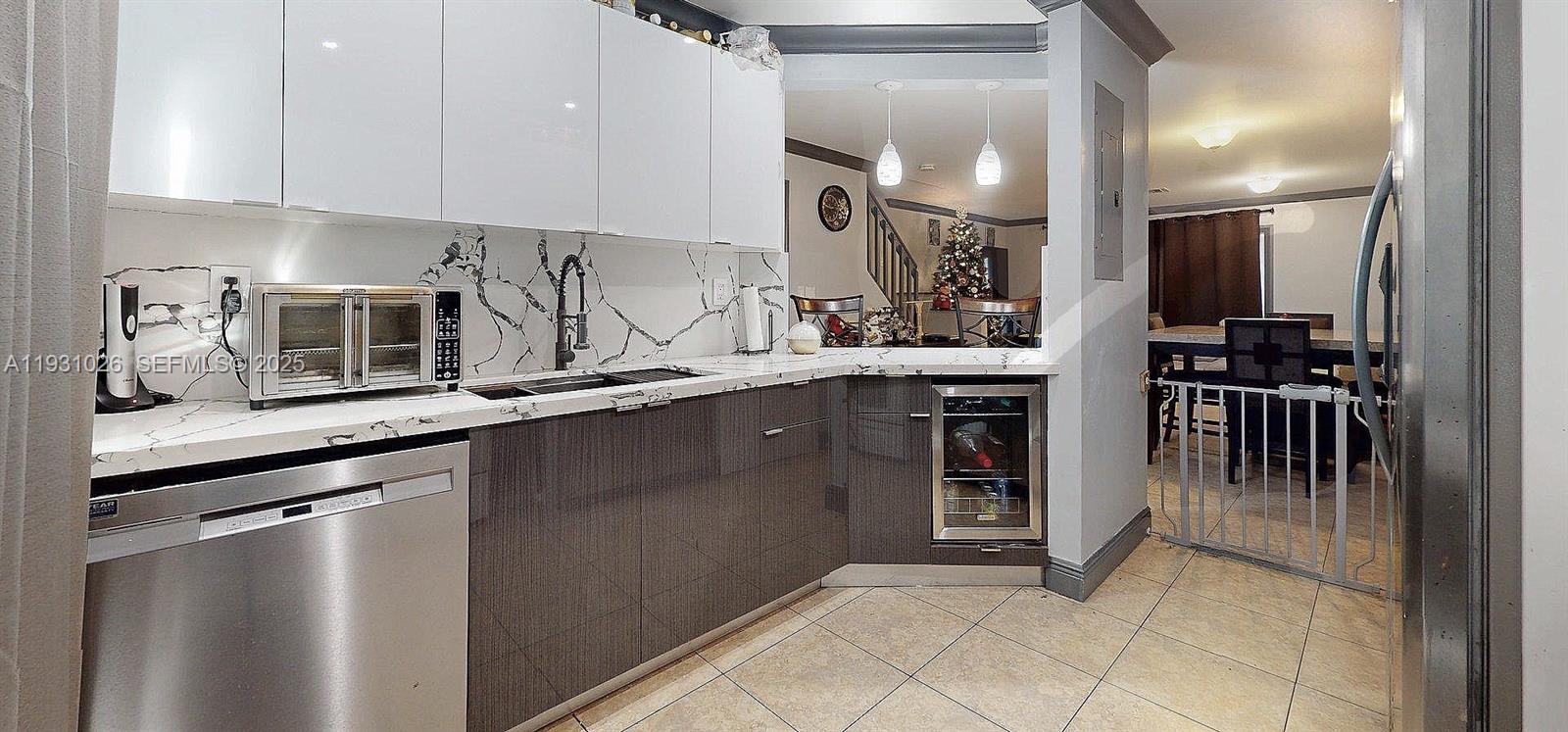 SUNSET HARBOUR SEC VI - Residential