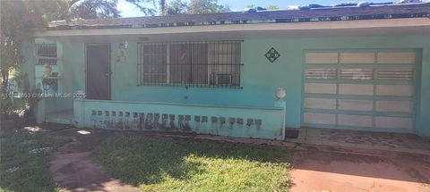 610 NE 164th Ter Miami FL 33162