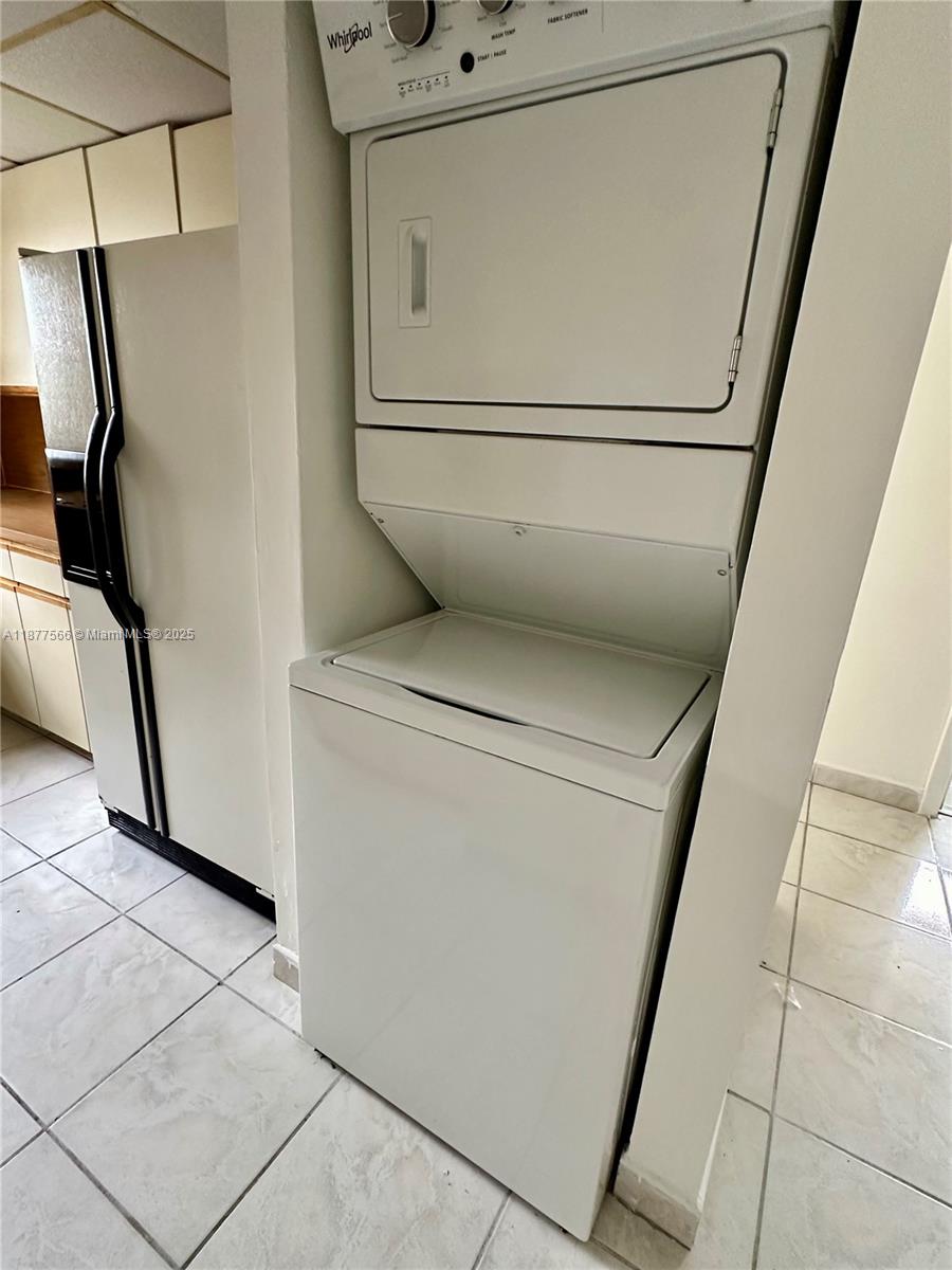 VALENCIA GARDENS CONDO - Residential