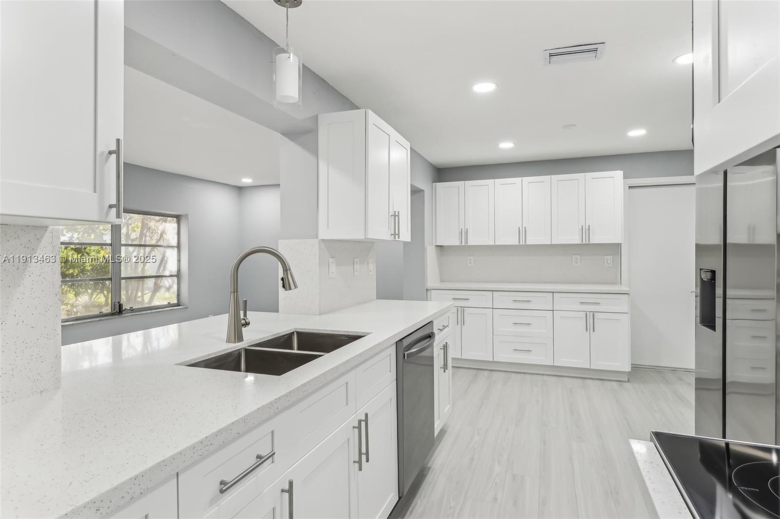 MAINLANDS OF TAMARAC LAKE - Residential