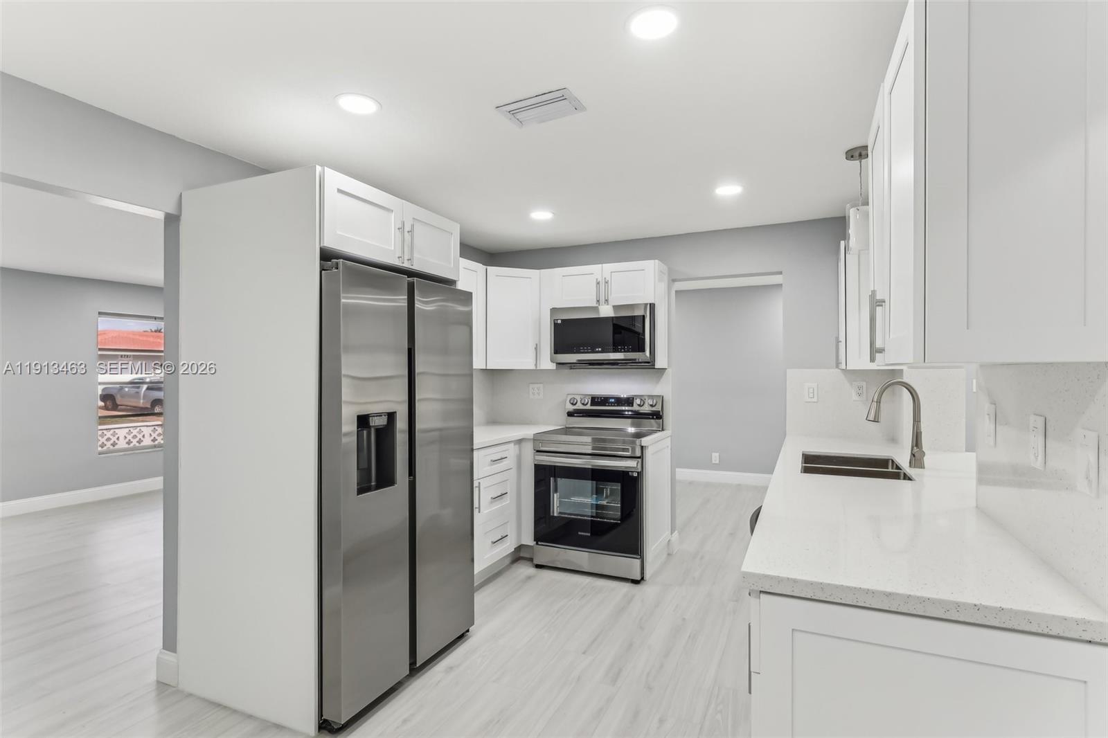 MAINLANDS OF TAMARAC LAKE - Residential