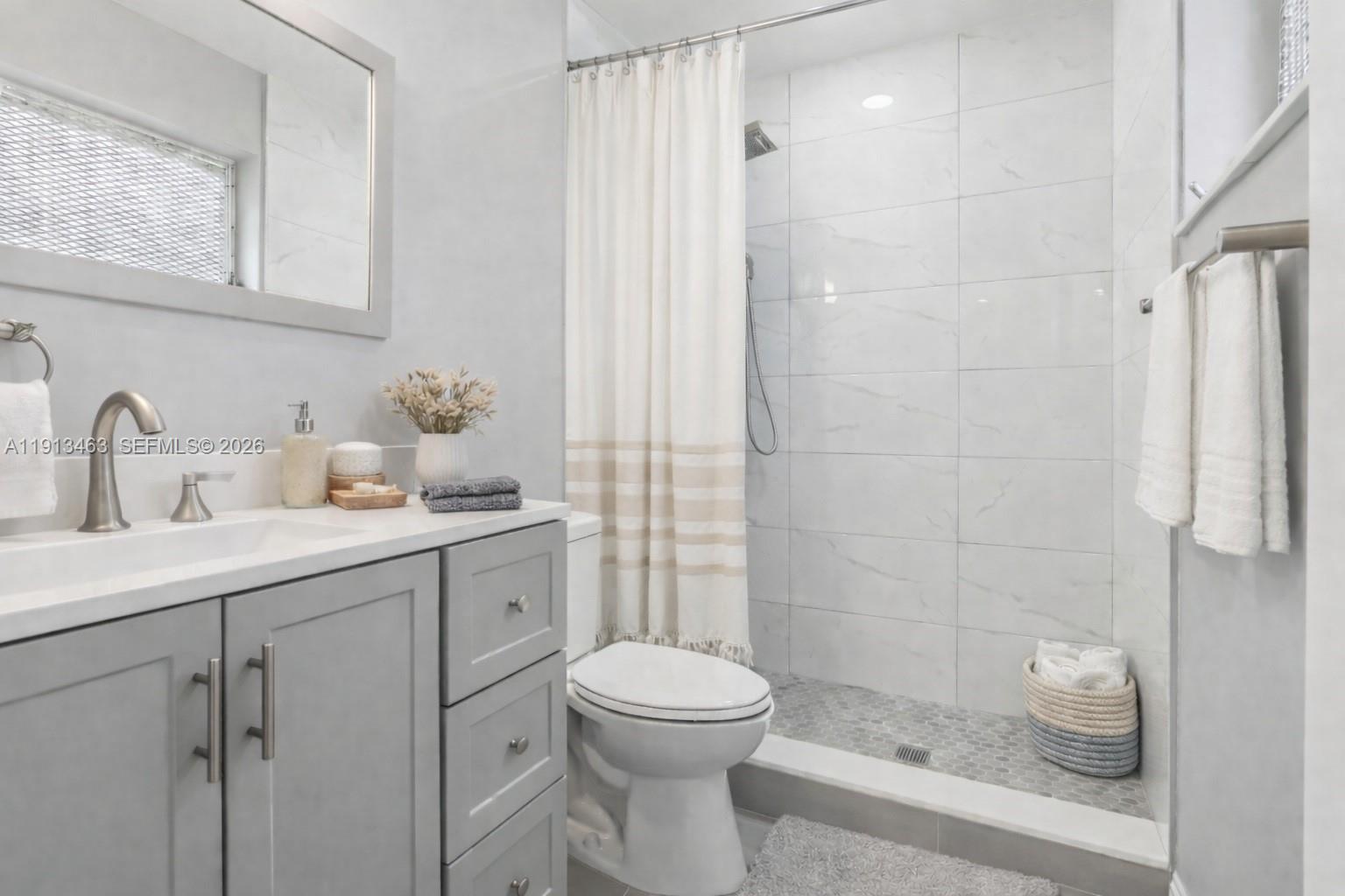 MAINLANDS OF TAMARAC LAKE - Residential