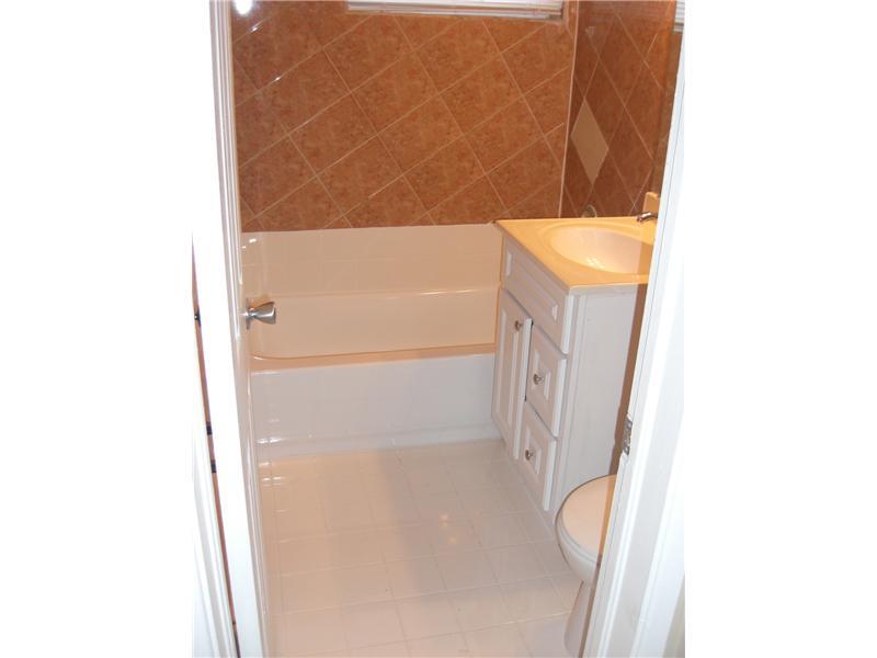 PALM SPRINGS SUB SEC 3  5 - Residential Lease