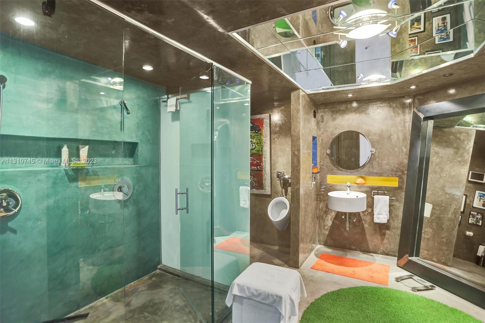 ONE ISLAND PLACE CONDO 1 - Residential