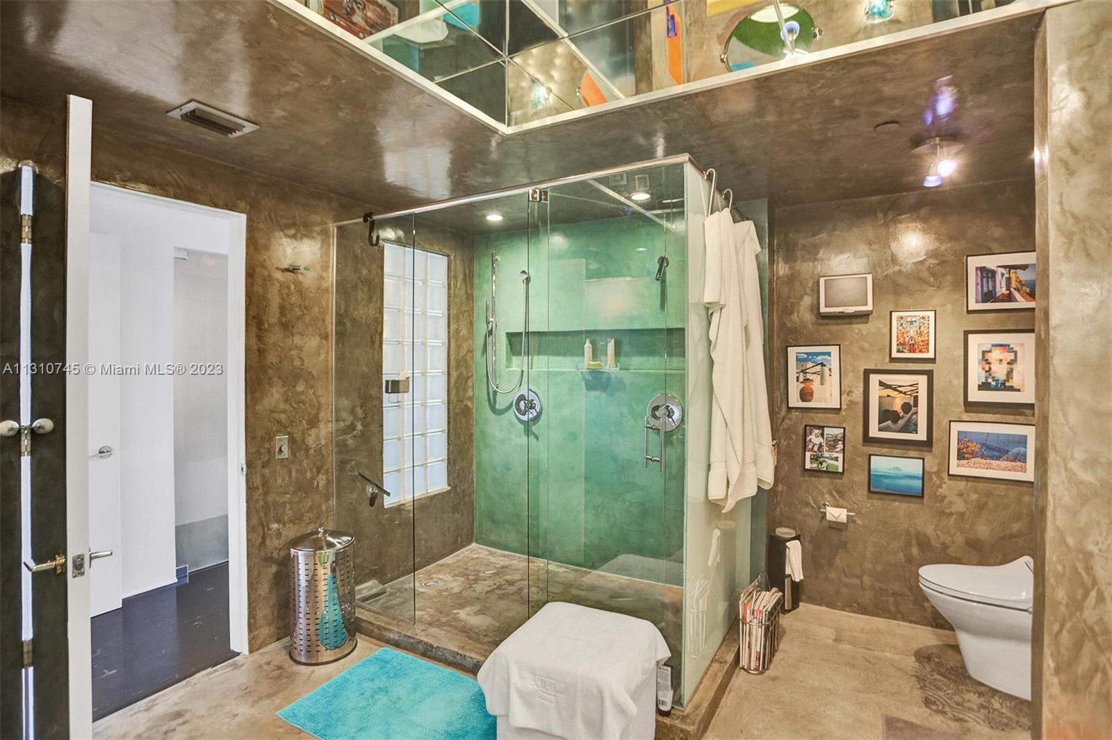 ONE ISLAND PLACE CONDO 1 - Residential