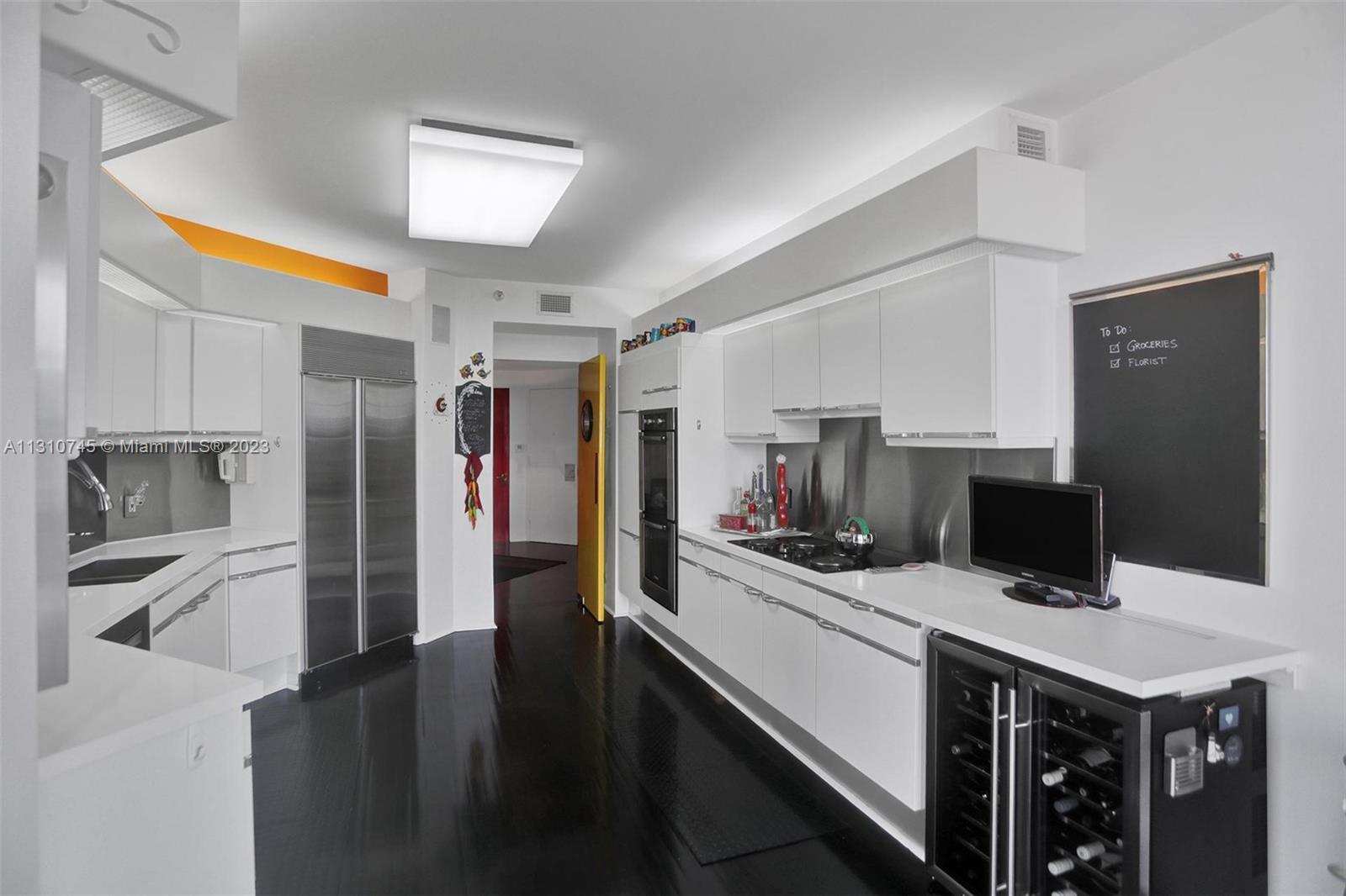 ONE ISLAND PLACE CONDO 1 - Residential