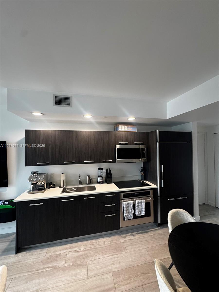 BRICKELL HEIGHTS EAST CON - Residential