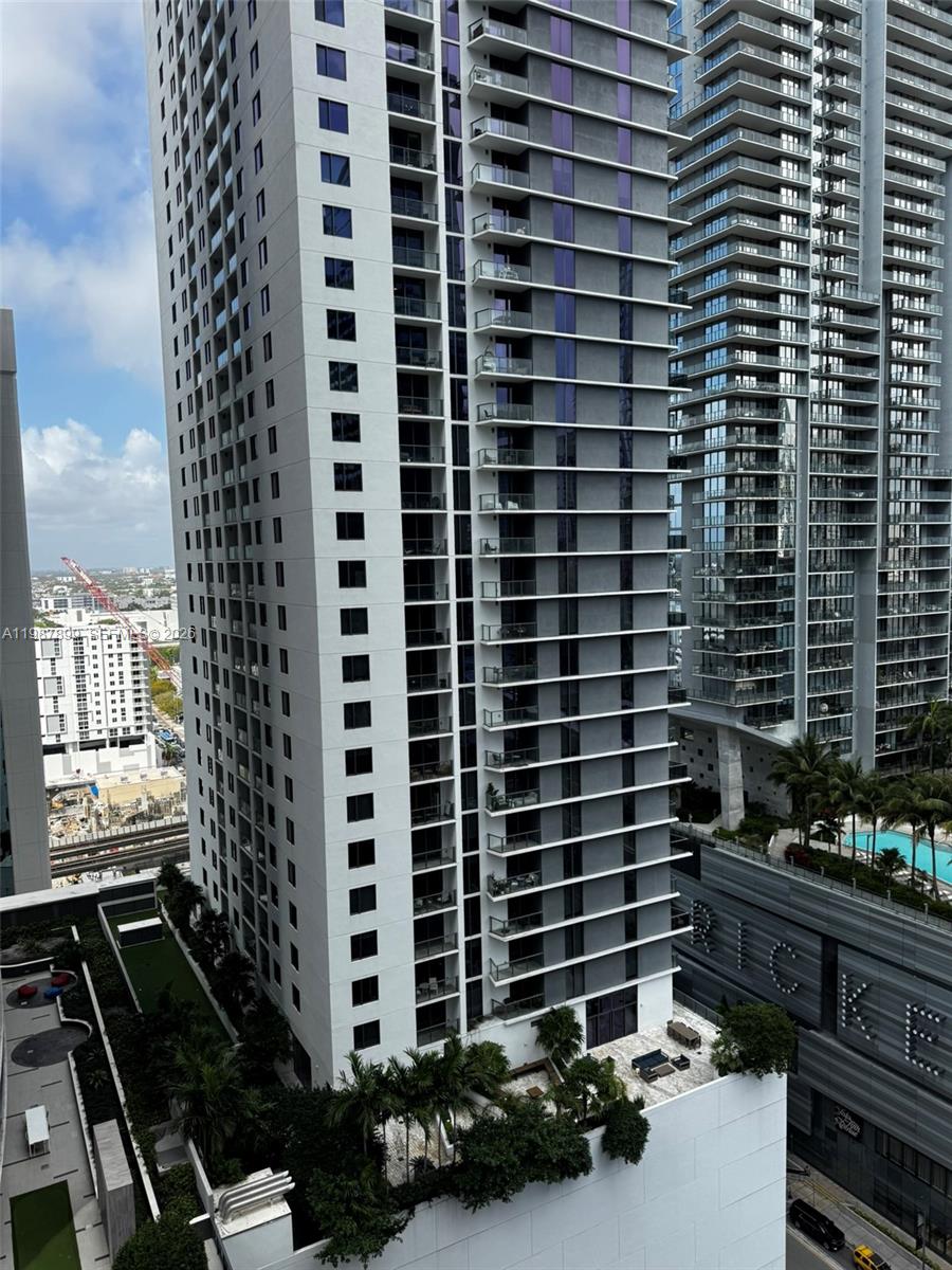 BRICKELL HEIGHTS EAST CON - Residential