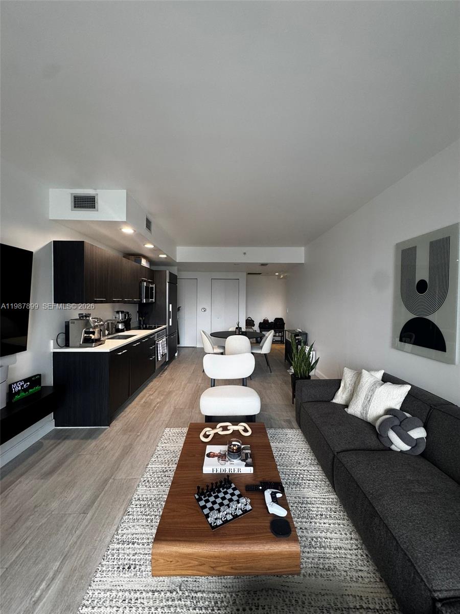 BRICKELL HEIGHTS EAST CON - Residential