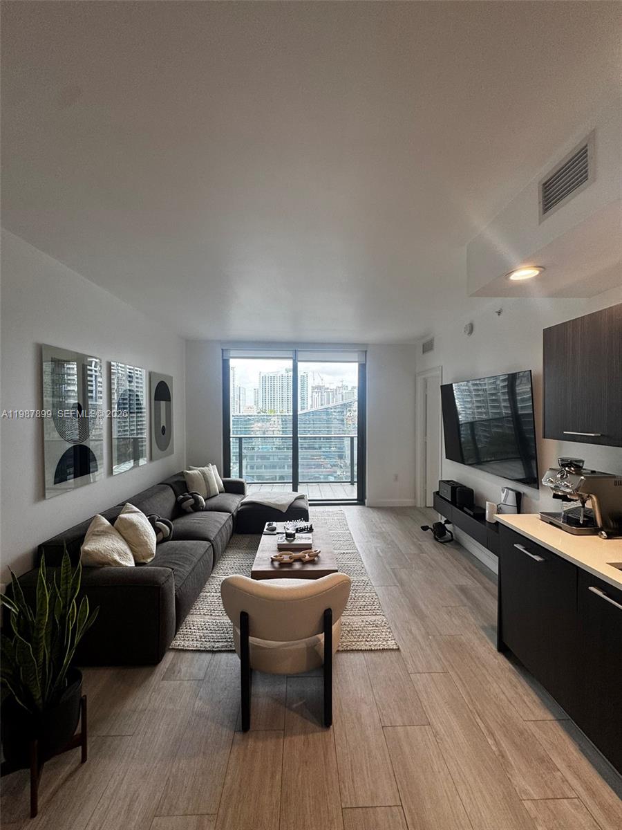 BRICKELL HEIGHTS EAST CON - Residential