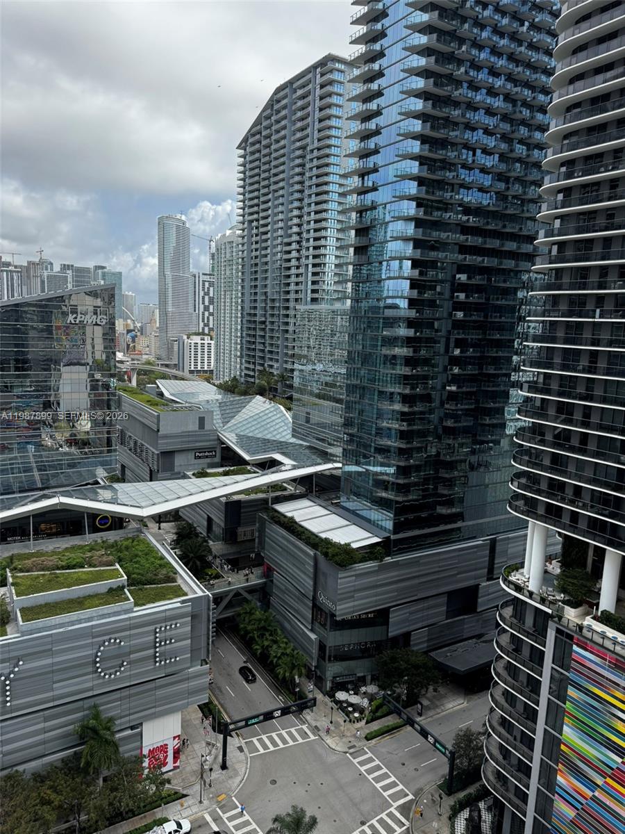 BRICKELL HEIGHTS EAST CON - Residential