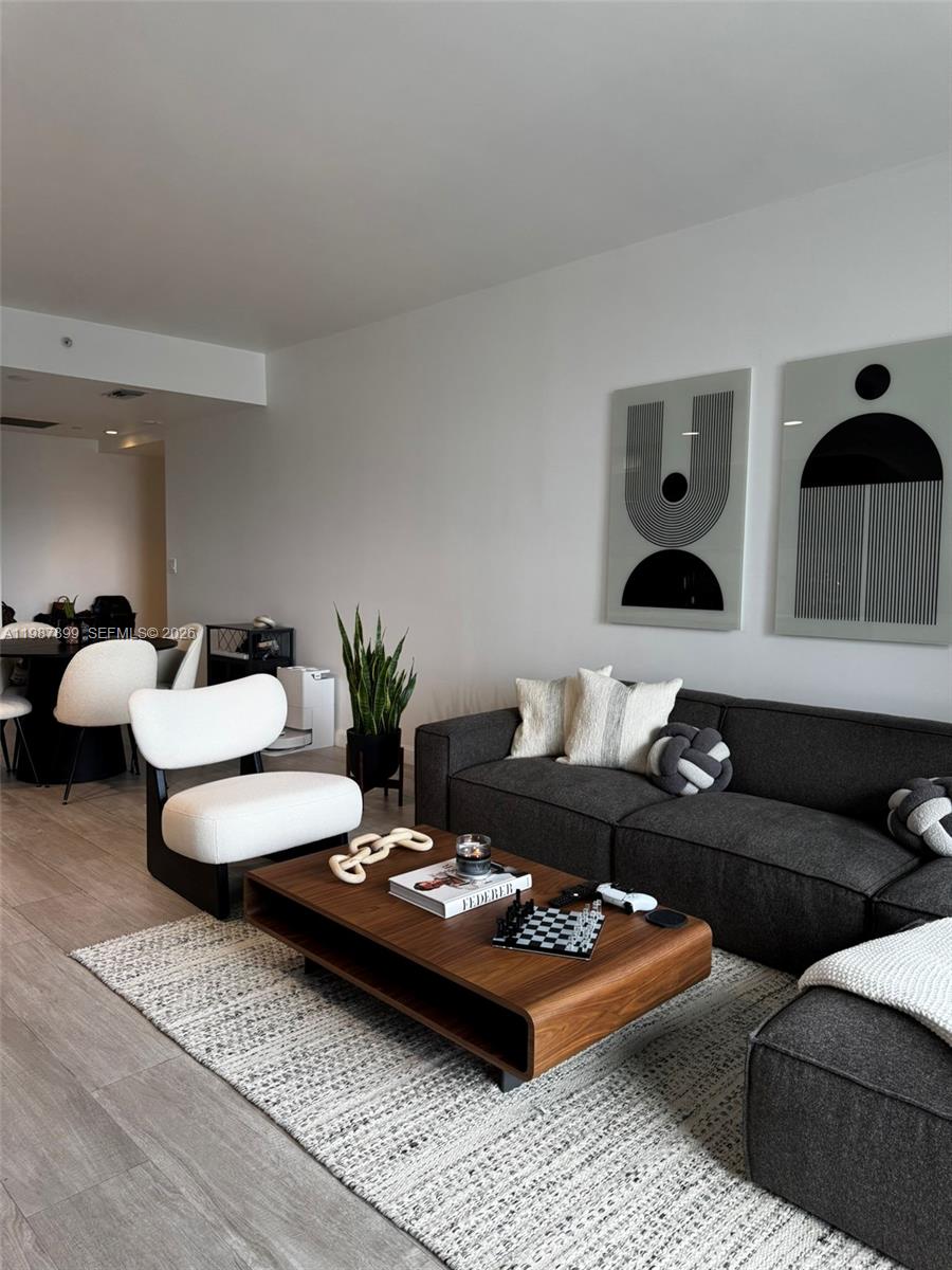 BRICKELL HEIGHTS EAST CON - Residential